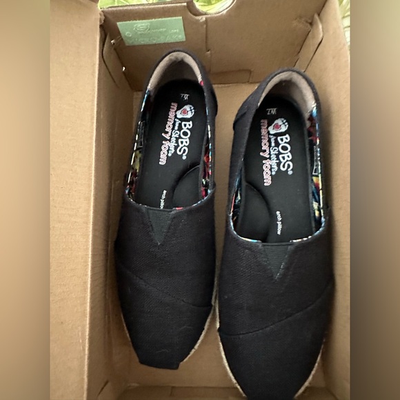 Skechers “Bobs” Slip-Ons Size 7 Color Black/Tan Best Friends. - Picture 1 of 8